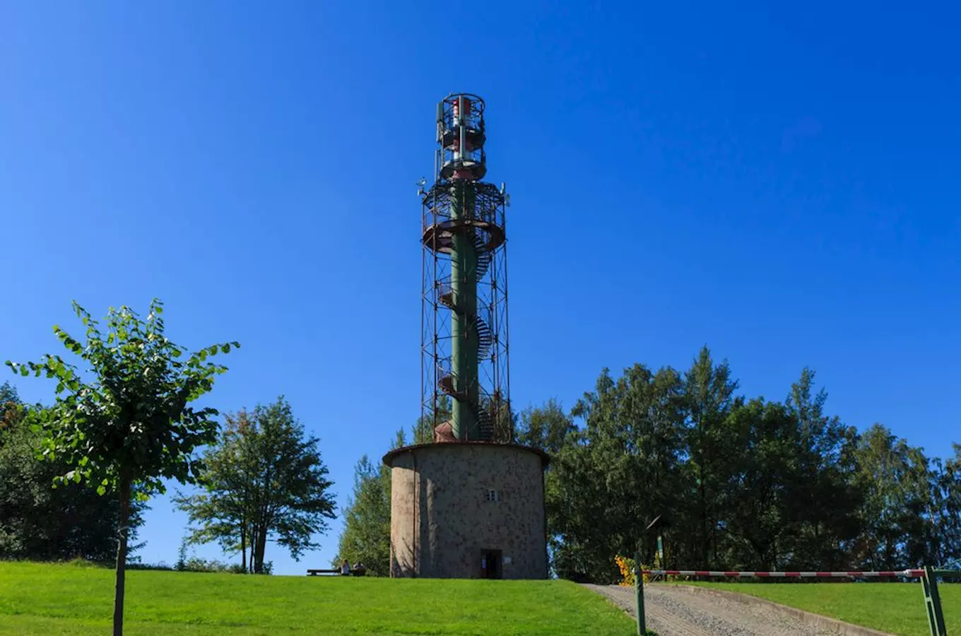 Rozhledna Nisanka na Jablonecku