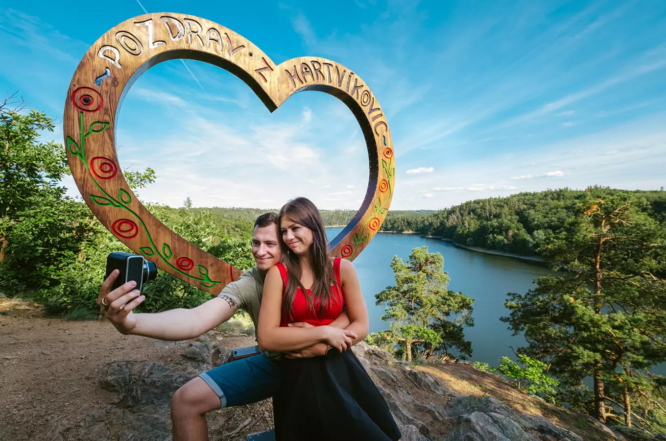 Dalešická přehrada – lodní doprava, romantika a množství cyklotras