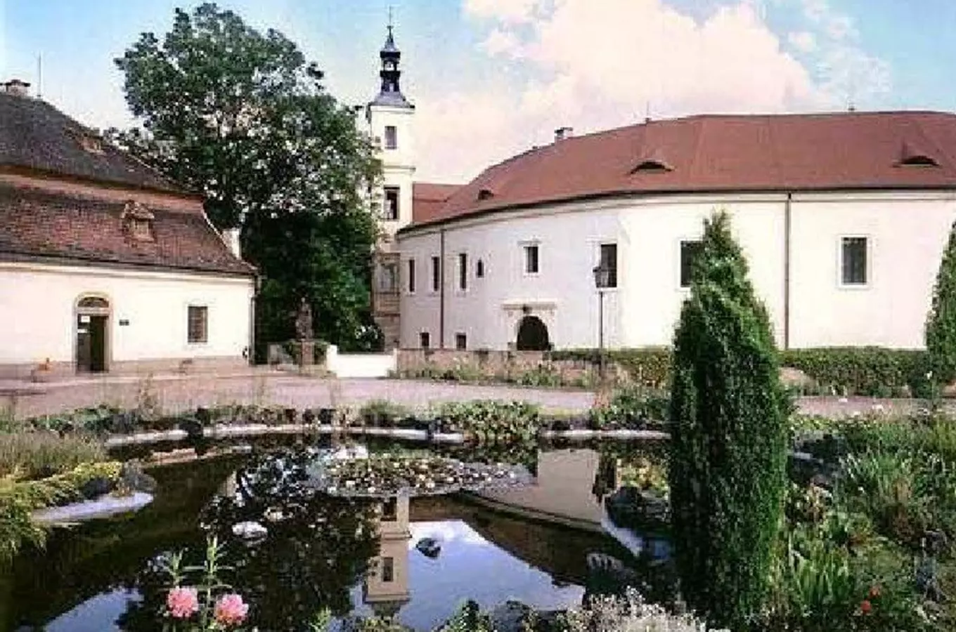 Výlet do Roztok u Prahy za malířkou Zdenkou Braunerovou