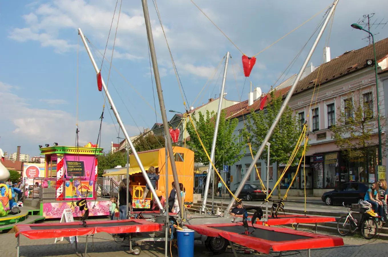 Atrakce trampolíny - jumping