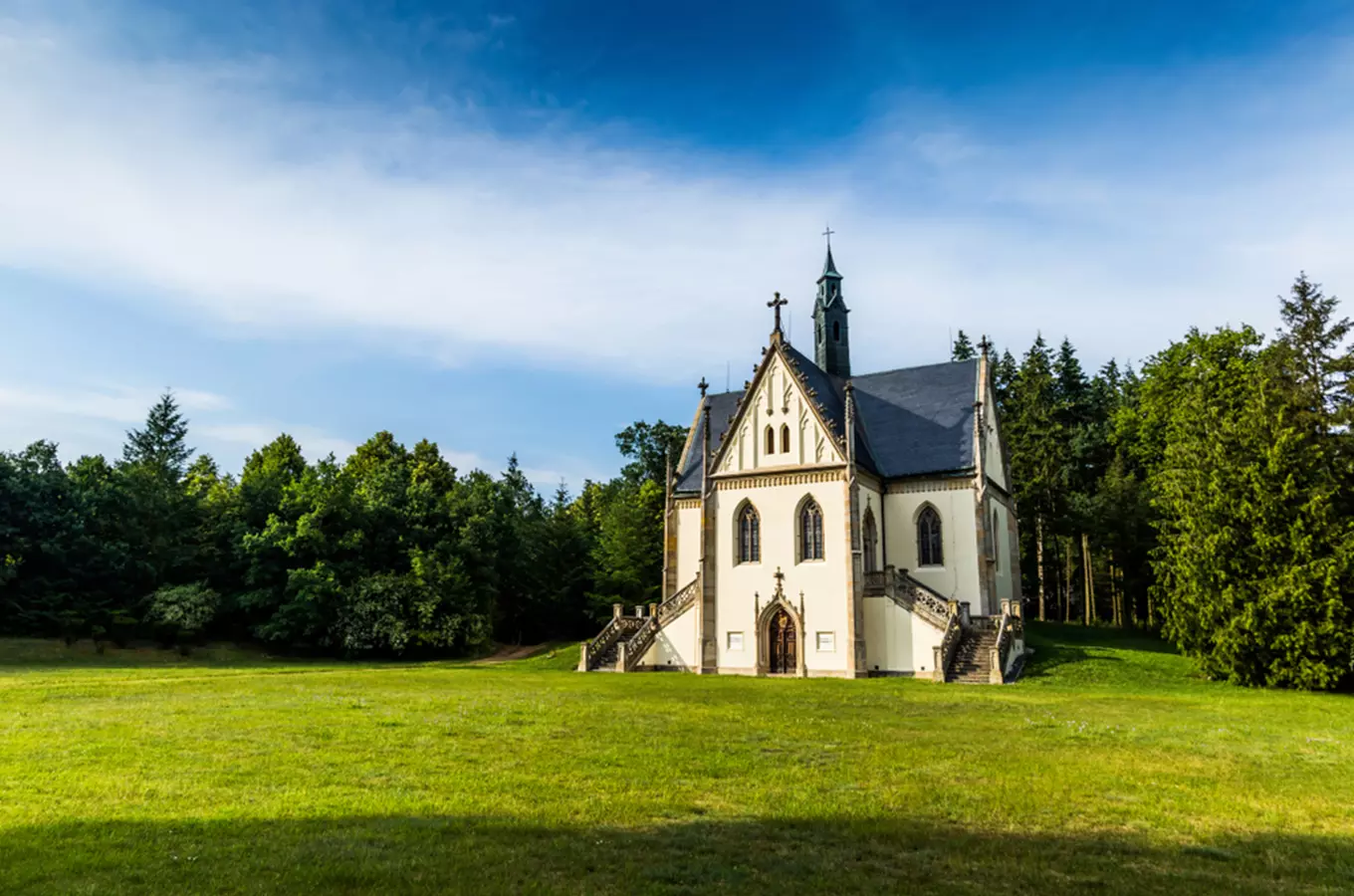 Schwarzenberská hrobka u zámku Orlík