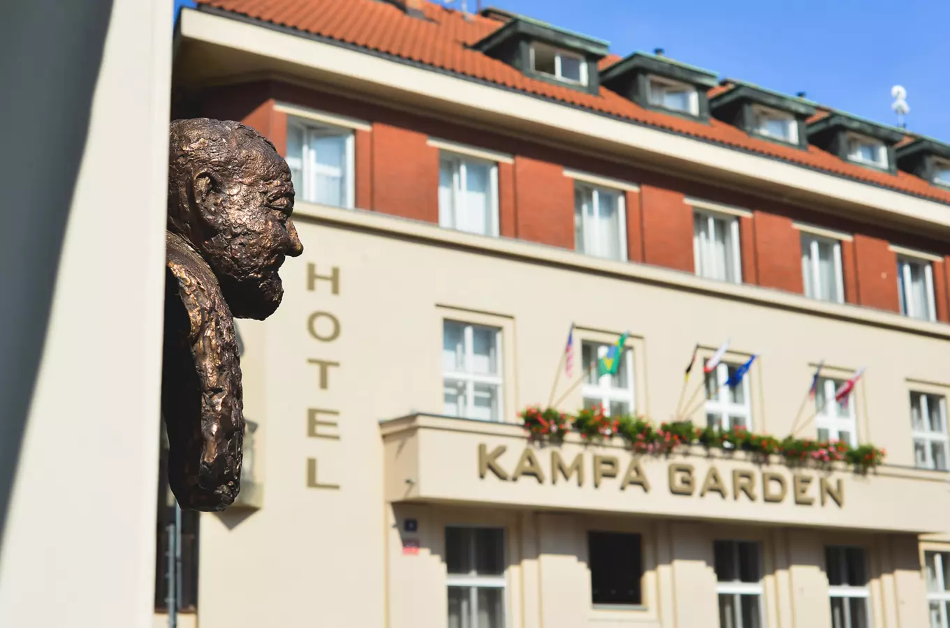 Pytloun Kampa Garden Hotel Prague