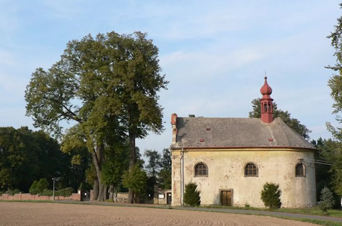 Barokní hřbitovní kostelík sv. Marka v Potštejně