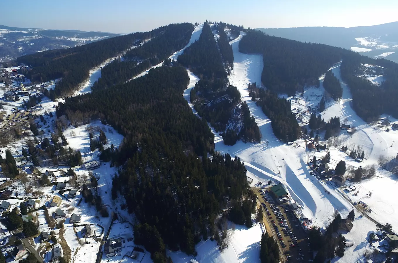 Skiareál Tanvaldský Špičák – Ski Aréna Jizerky
