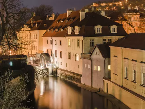 Pražská Kampa, Kudy z nudy