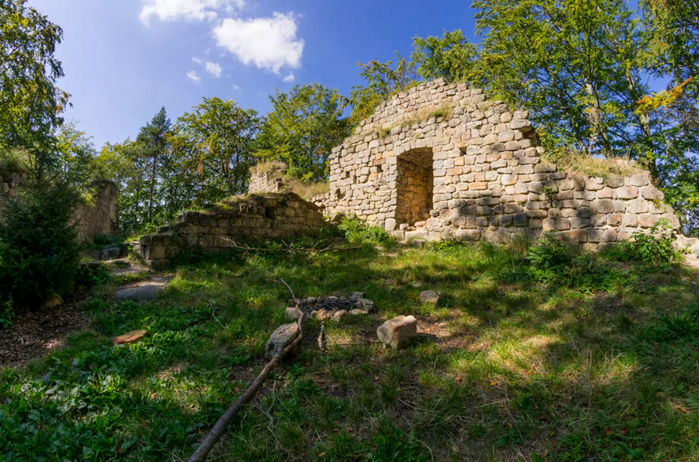 Zřícenina hradu Zbirohy 