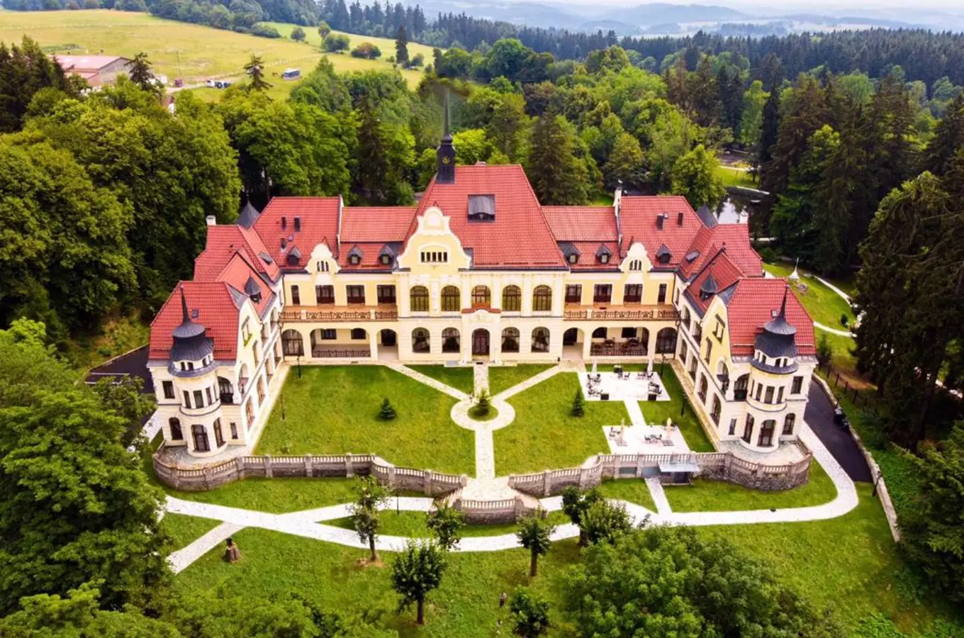 Zámecký hotel Rübezahl v Mariánských Lázních