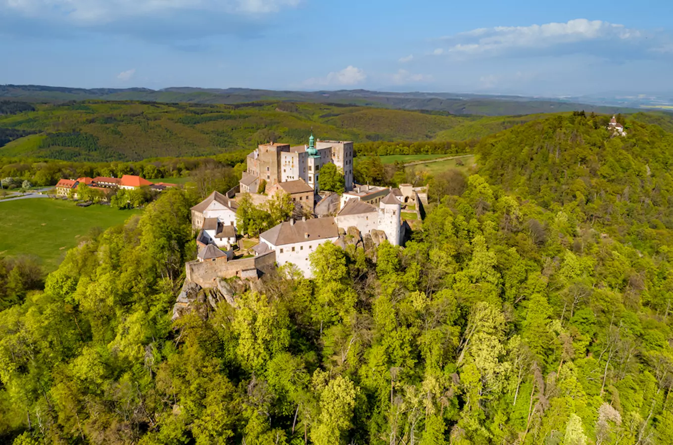 Hrad Buchlov zve o Velikonocích na prohlídky