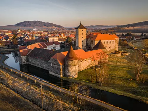 Hrad Švihov bude zastávkou Ponny Expressu a poté jej ovládne dvůr Rudolfa II.