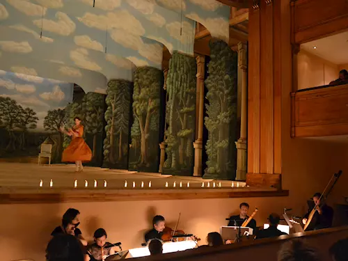 Plaisirs de Musique: Divadelní kratochvíle s barokní hudbou v divadle zámku Valtice