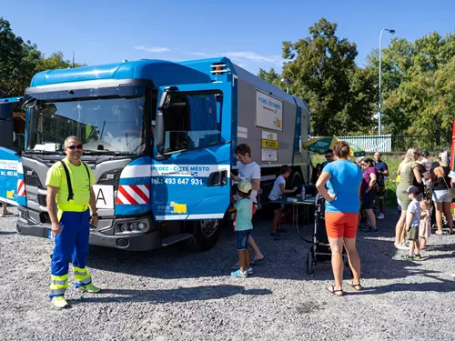 Tatínky s dětmi zabaví Taťka fest v pražském Beachklubu Ládví – pro rok 2024 zrušeno