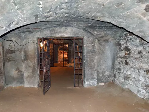 Archeologické léto v Telči – Prohlídka zámku i jeho sklepení jinak