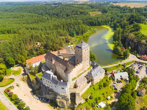 Ubytování na hradě Kost – nejzachovalejším gotickém hradu v Česku