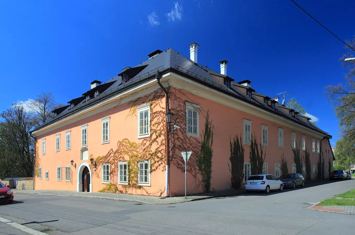 Zámek Zábřeh – komfortní ubytování a gastronomie na zámku