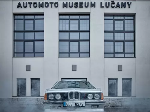 Auto Museum Lučany, kudy z nudy