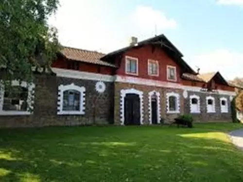 Hřebčín Napajedla – architektura ve službách chovu plnokrevníků