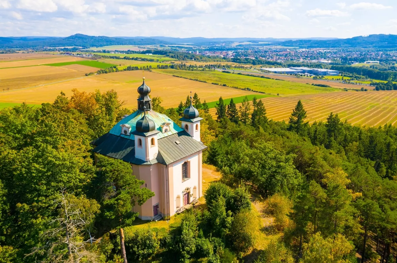 Poutní kostel Navštívení Panny Marie Litohlavy