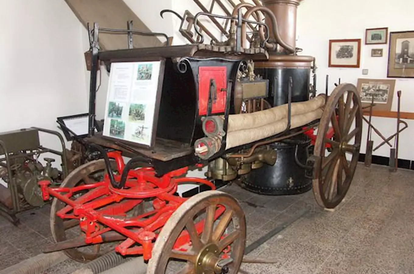 Muzeum historické hasičské techniky Velké Svatoňovice