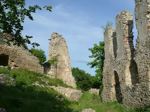 Zřícenina hradu Templštejn – dávné sídlo templářů