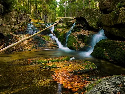 Vodopády Jedlová – kaskáda na Jedlovém potoce v Jizerských horách