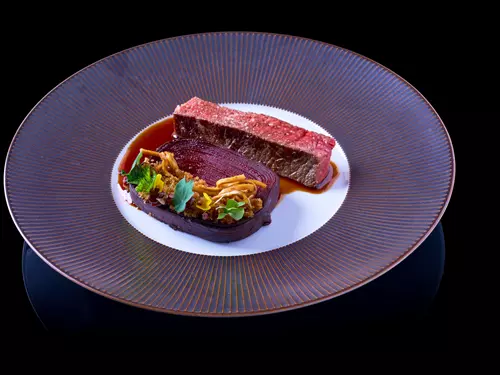 Ochutnejte Titanic Gourmet Menu či steak à la AI v unikátním restaurantu Triton