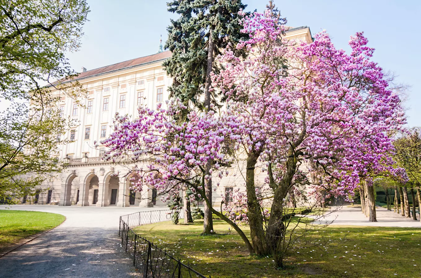 Arcibiskupský zámek Kroměříž – rezidence olomouckých biskupů