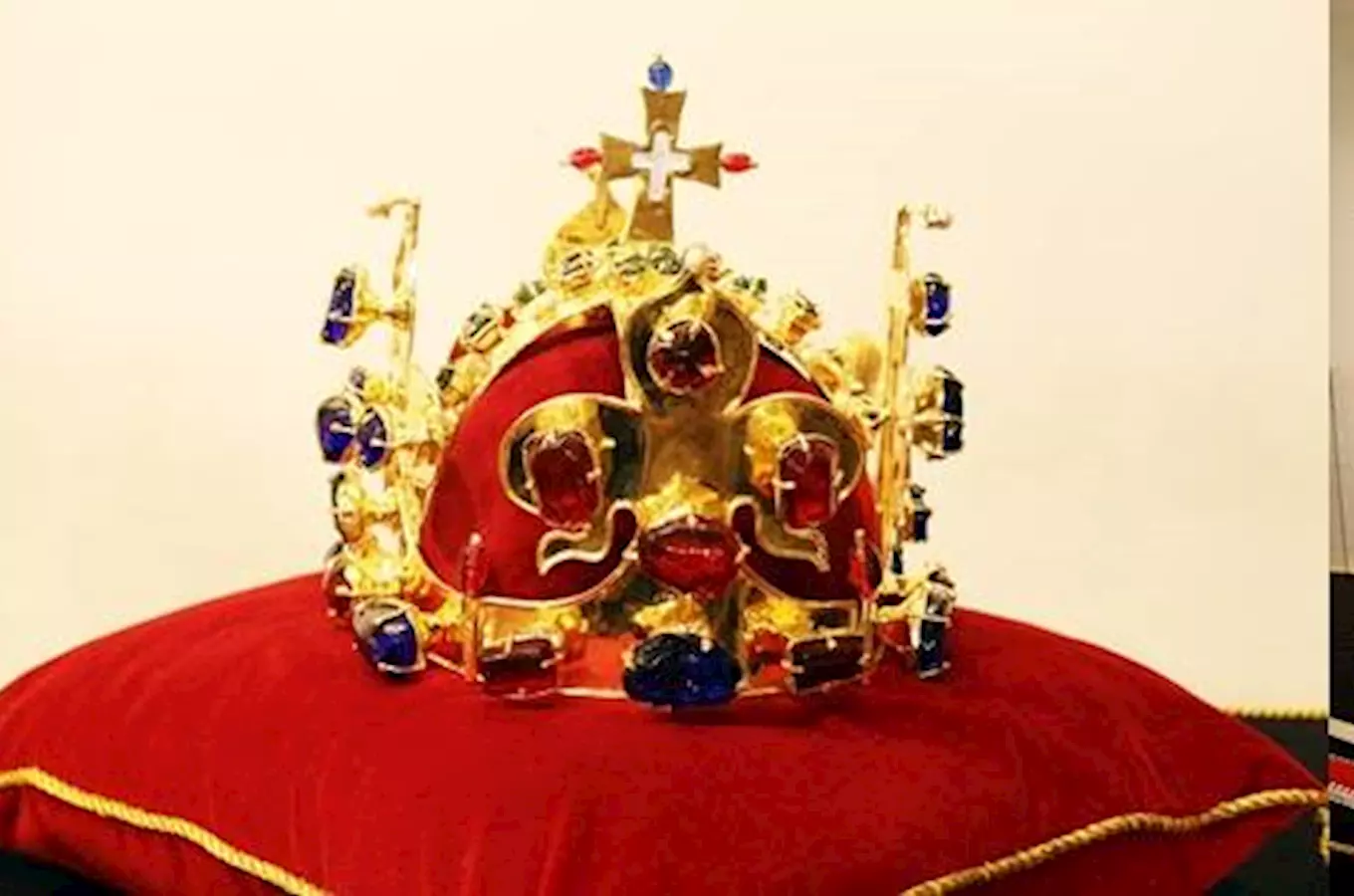 Repliky Českých korunovačních klenotů ve šperkařství Graciella
