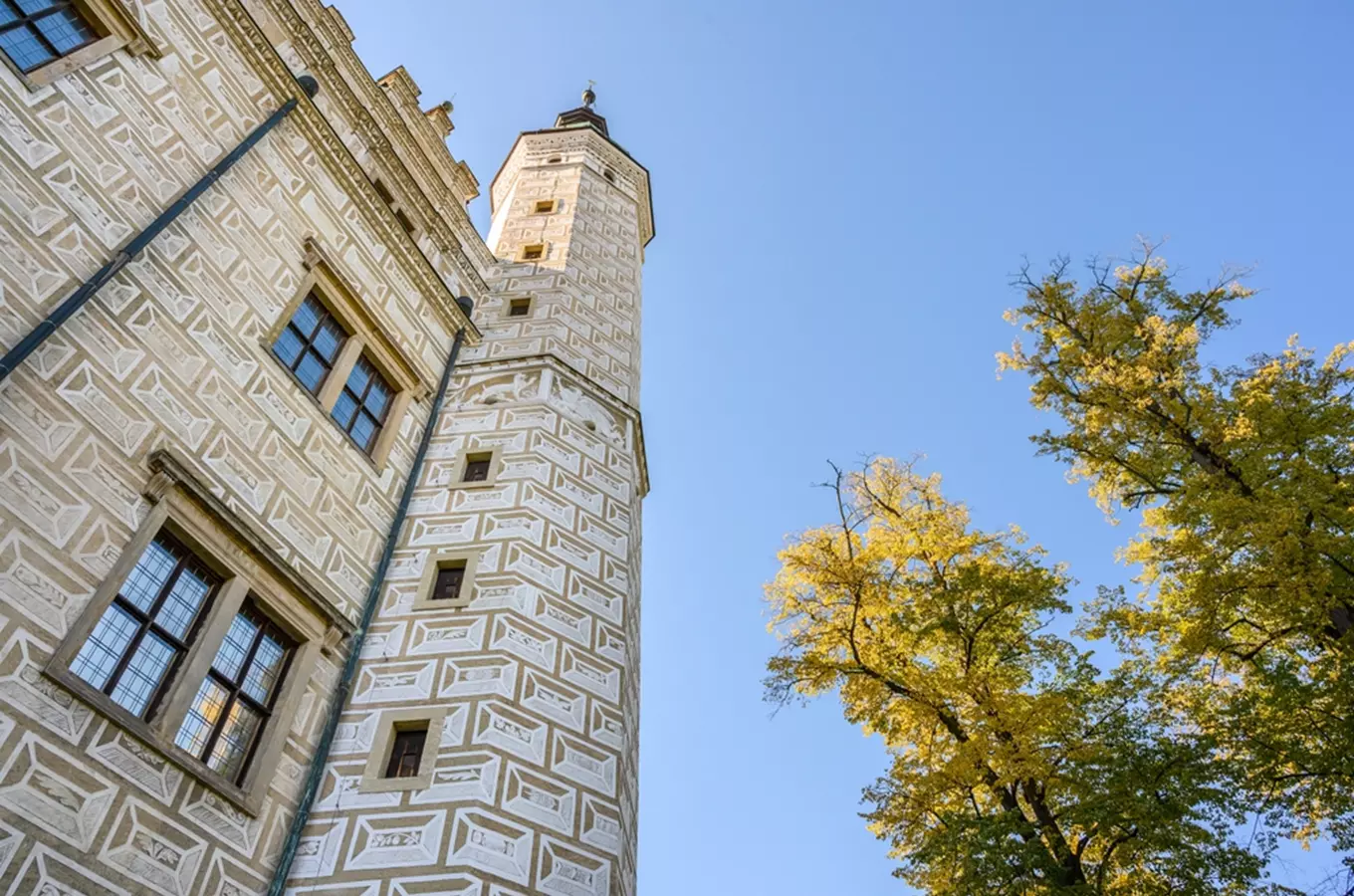 Rok Habsburků si můžete v novém užít na zámcích Litomyšl, Hrádek u Nechanic a Zákupy 