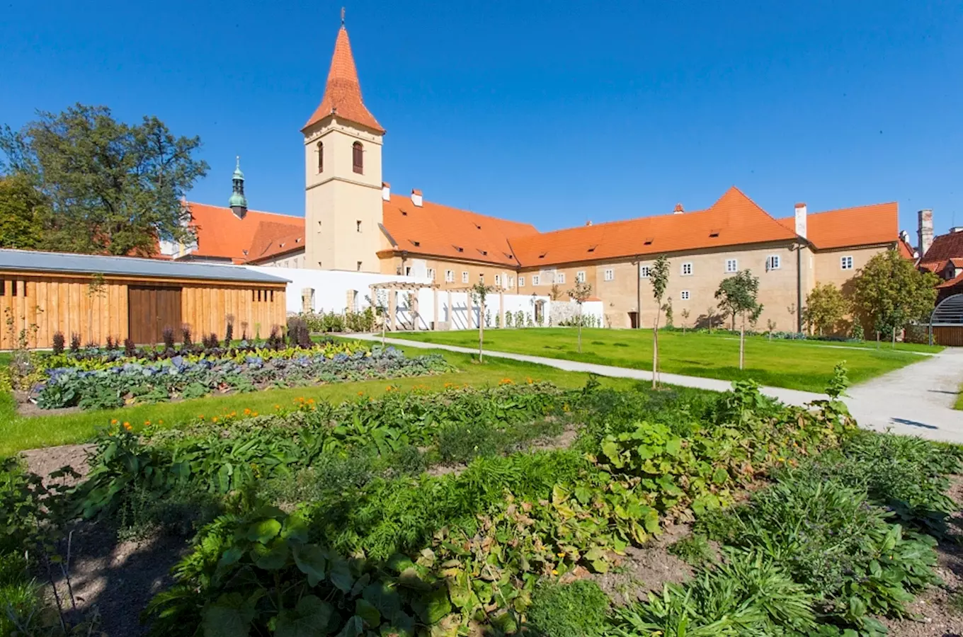 Kláštery v Českém Krumlově zvou na speciální prohlídky, zvířátka i hledání pokladu