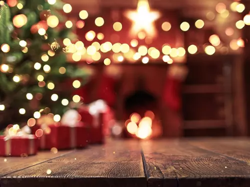 #světovéČesko a Štědrý den: kdo naděluje dárky pod vánoční stromeček?  