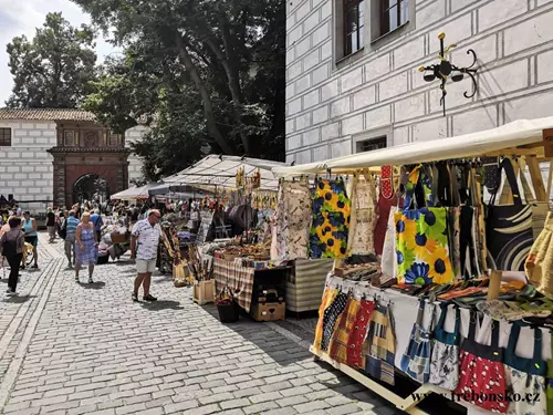 Regionln trhy na zmeckm ndvo v Teboni