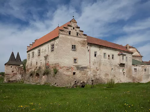 Pohled na zámek od východu