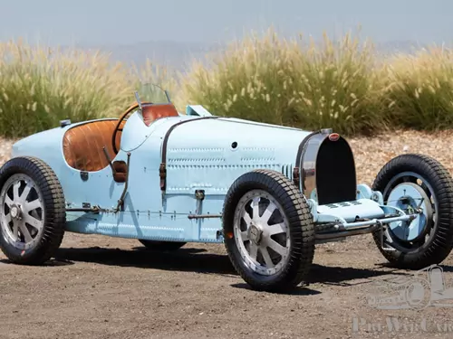 Francouzské krásky –  sraz vozidel Bugatti