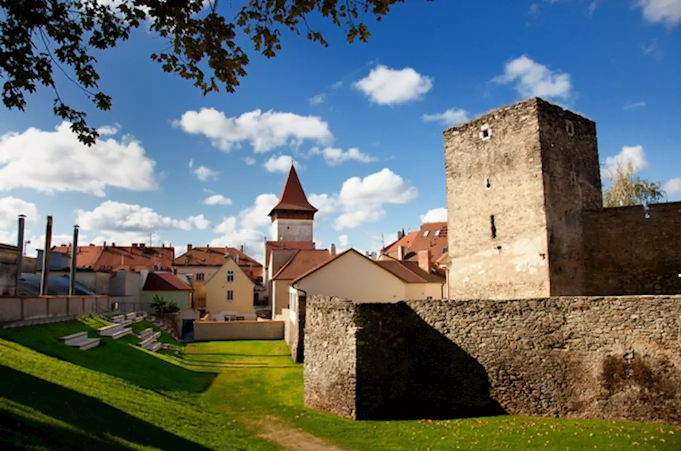 Střelniční hranolová věž ve Znojmě