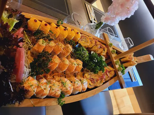 KAZOKU Sushi