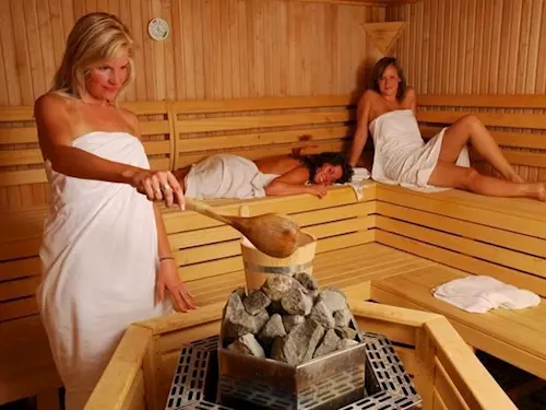 20 tipů, kde si užít saunu