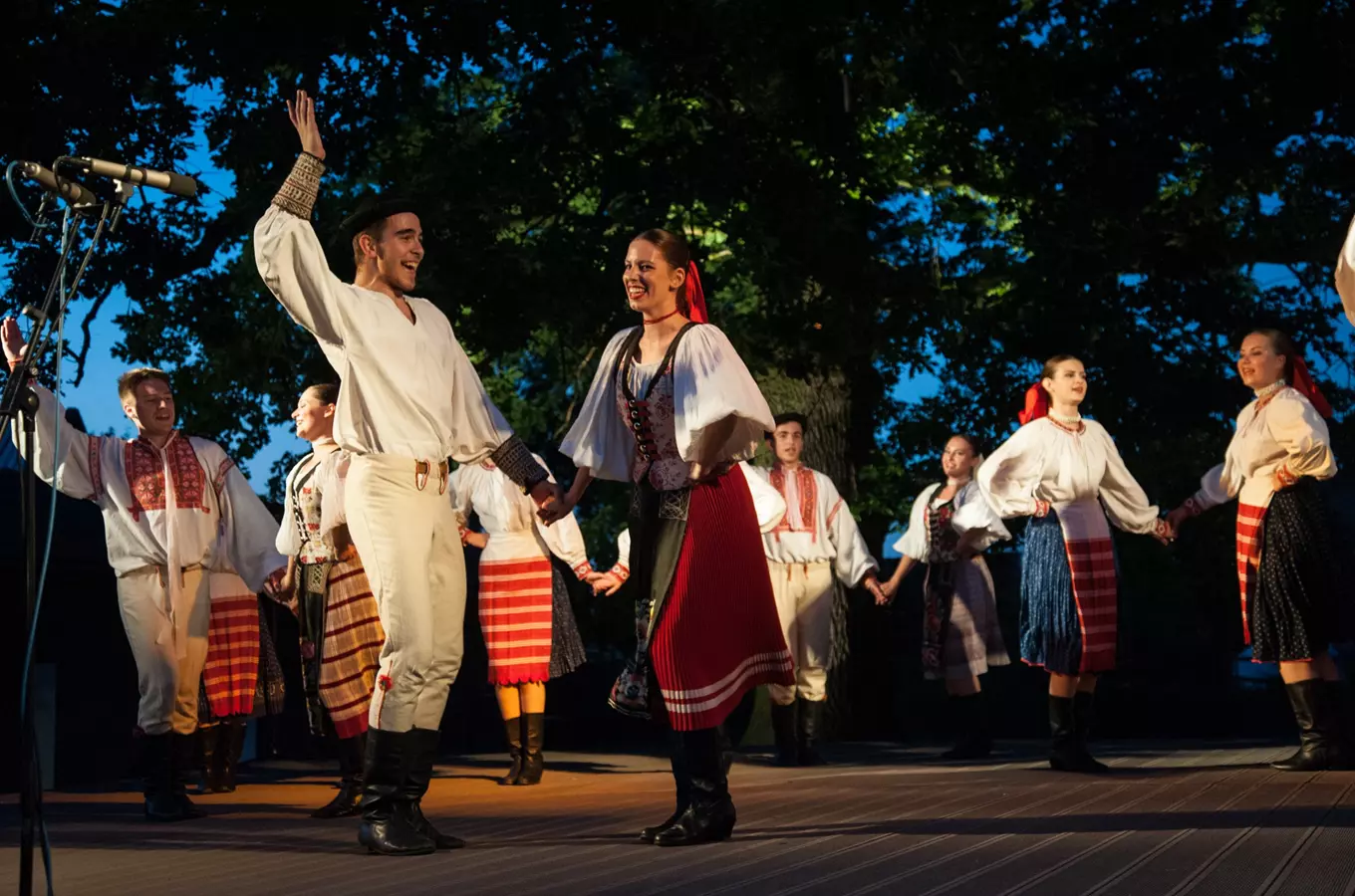 Pernštýnská noc odstartuje Folklorní festival Pardubice – Hradec Králové