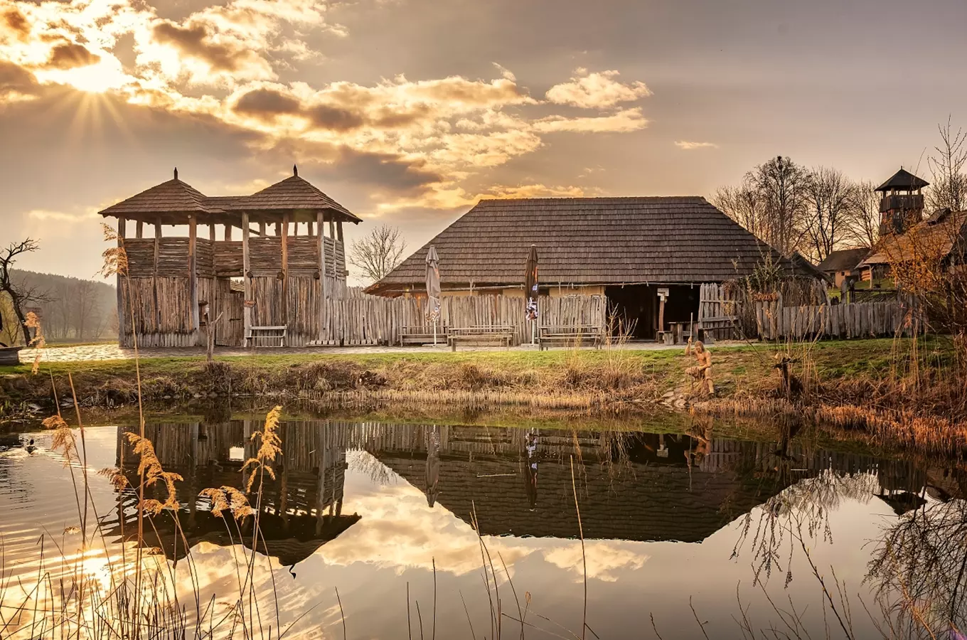 Archeoskanzen Modrá, Kudy z nudy