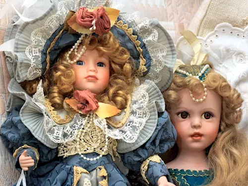 Muzea a výstavy, kde si letos prohlédnete panenky i jiné hračky
