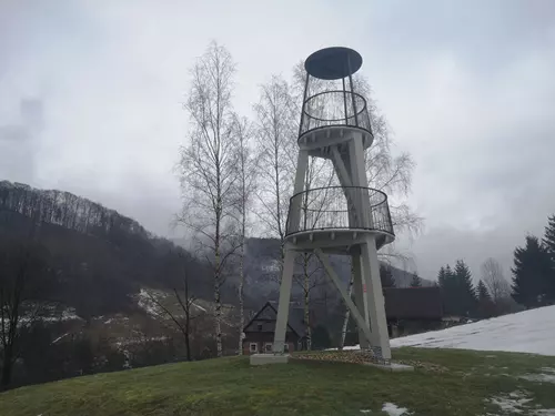 Ovčí přístřešek – vyhlídková věž v Kryštofově Údolí