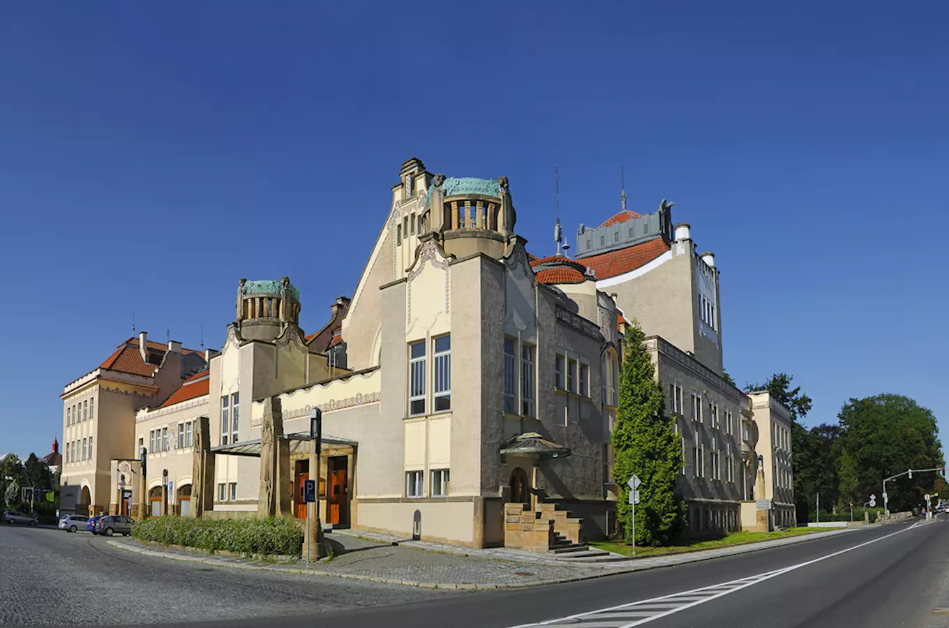 Národní dům Prostějov – vrcholné dílo české secese od architekta Jana Kotěry
