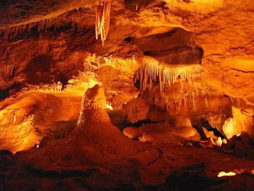 Baterkové pondělky v Koněpruských jeskyních – říjen