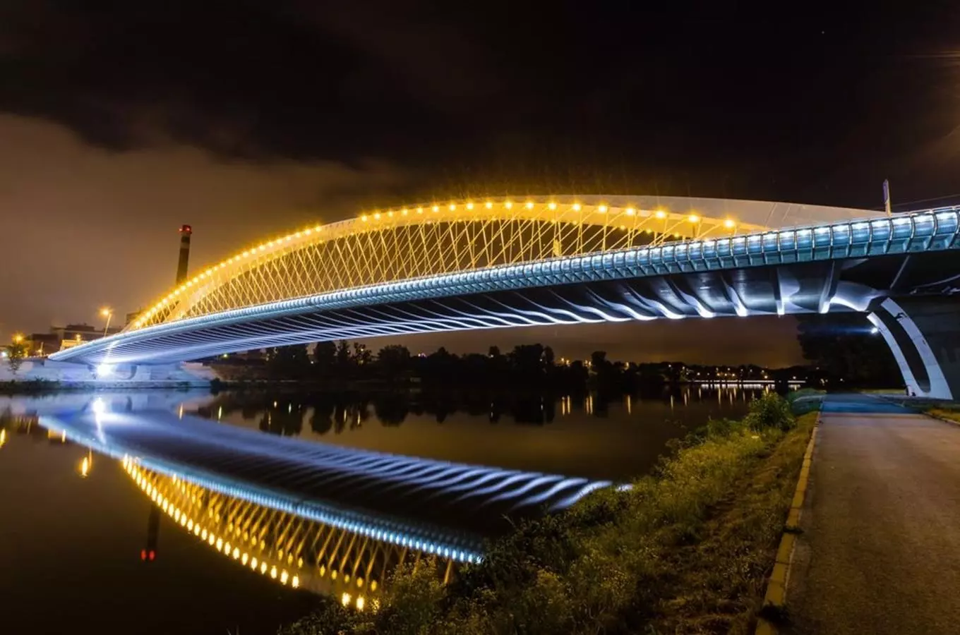 21 ikonických staveb 21. století: z historických center měst až do lesů a na vrcholky hor