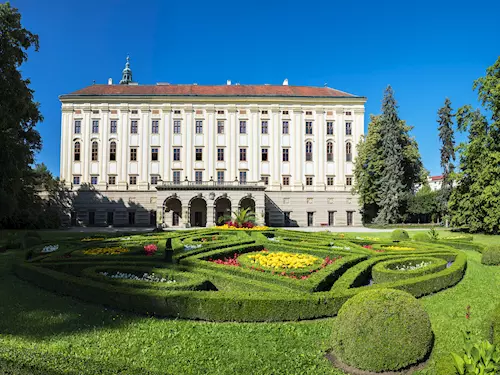 Arcibiskupský zámek Kroměříž – rezidence olomouckých biskupů