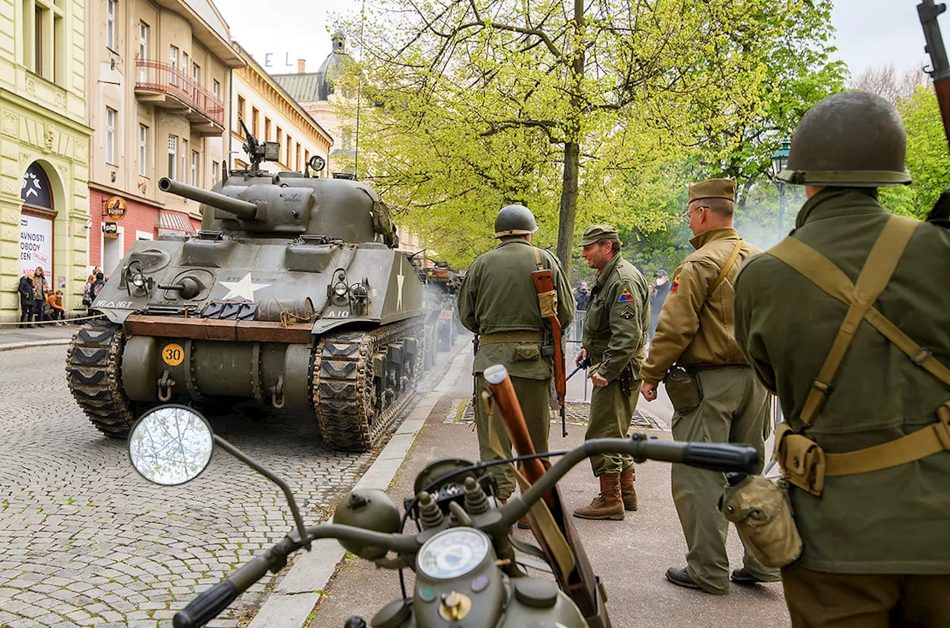 Den vítězství nad nacismem: Připomeňte si osudové okamžiky našich dějin