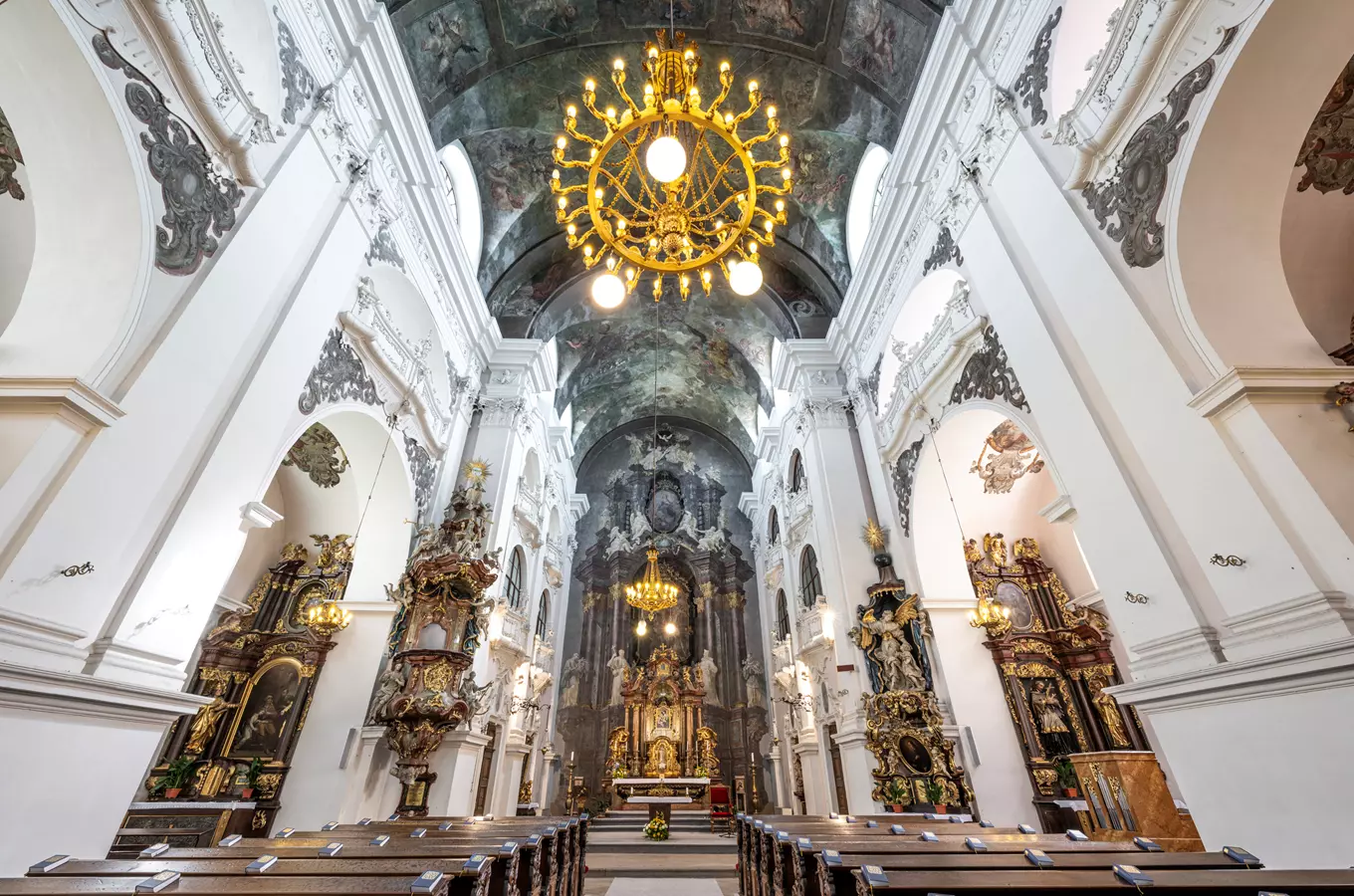 Komentovaná prohlídka – interiéry jezuitského kostela svatého Ignáce z Loyoly