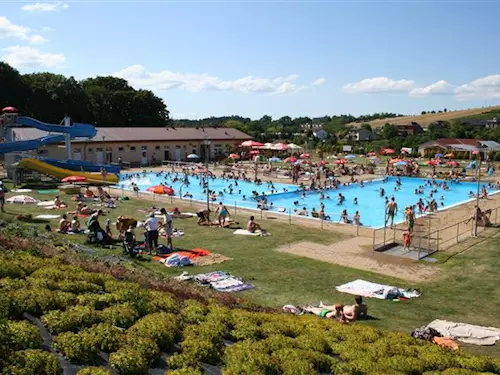 Letní koupaliště v Bučovicích – Sportovní areál v Hájku