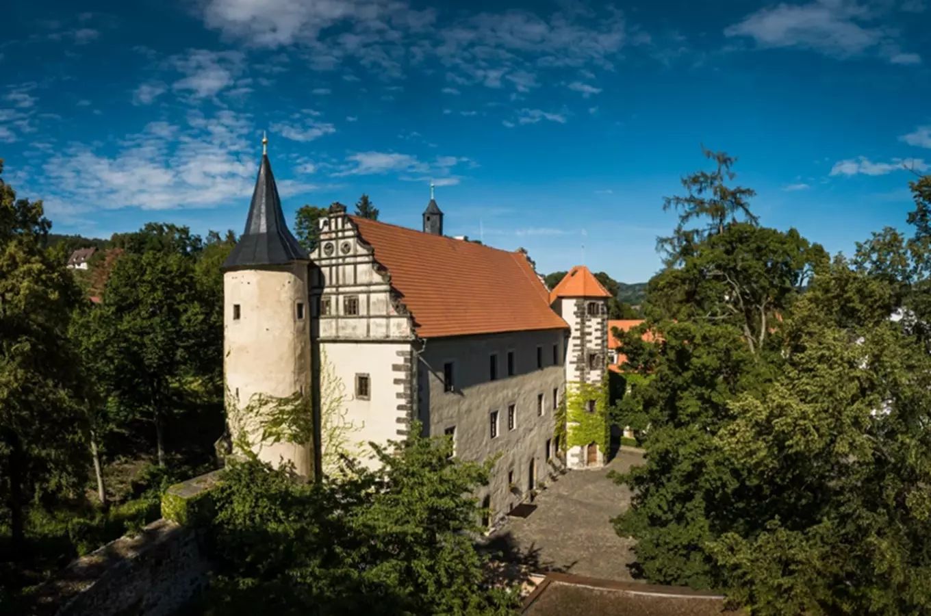 Zámek Benešov nad Ploučnicí letos slaví 500 let Horního zámku