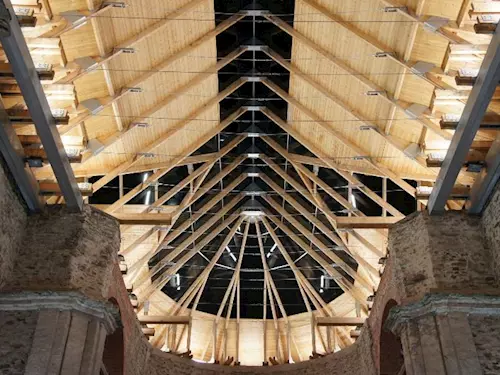 Strecha neratovského kostela