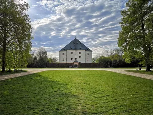 Letohrádek Hvězda – komentovaná prohlídka